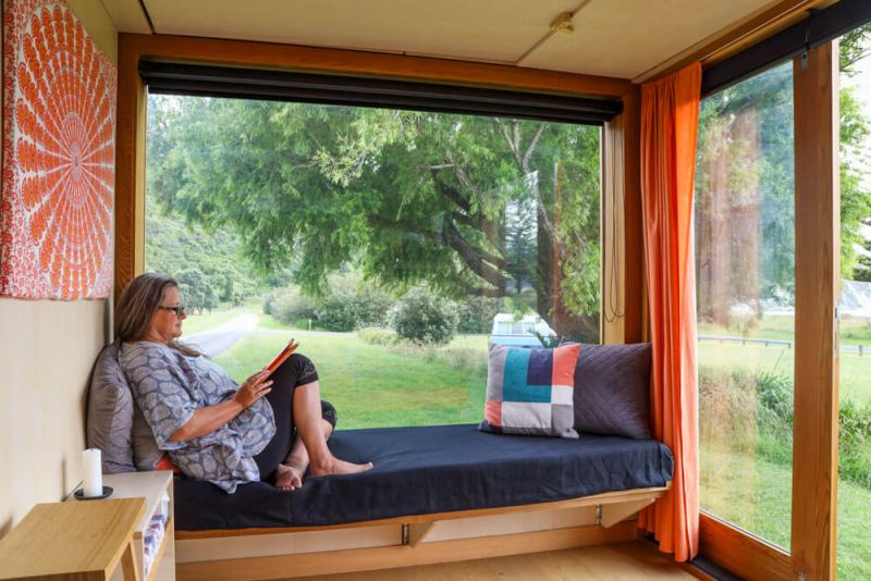 Woman Custom Builds Off-Grid Tiny House Truck to Explore New Zealand 