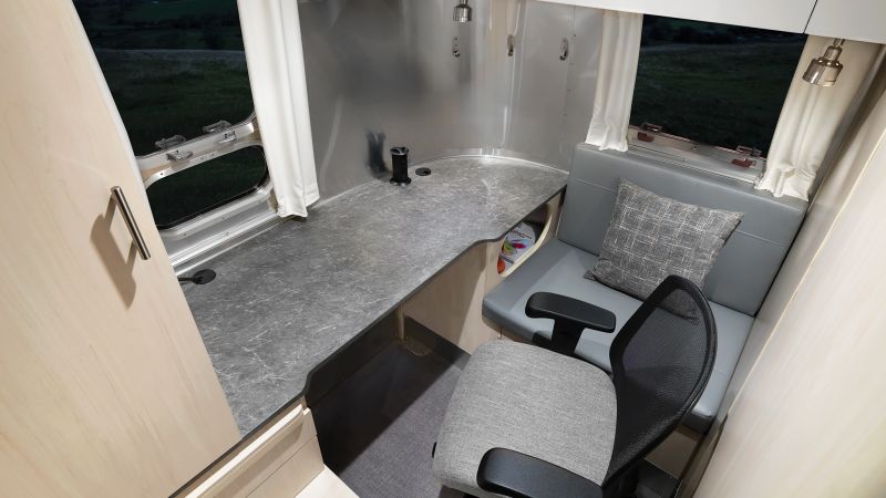 Airstream Launches Flying Cloud 30FB Office Floor Plan