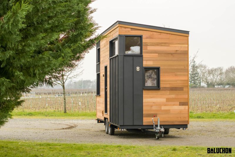 Baluchon Builds Tiny House Road Runner for Elodie and Thomas