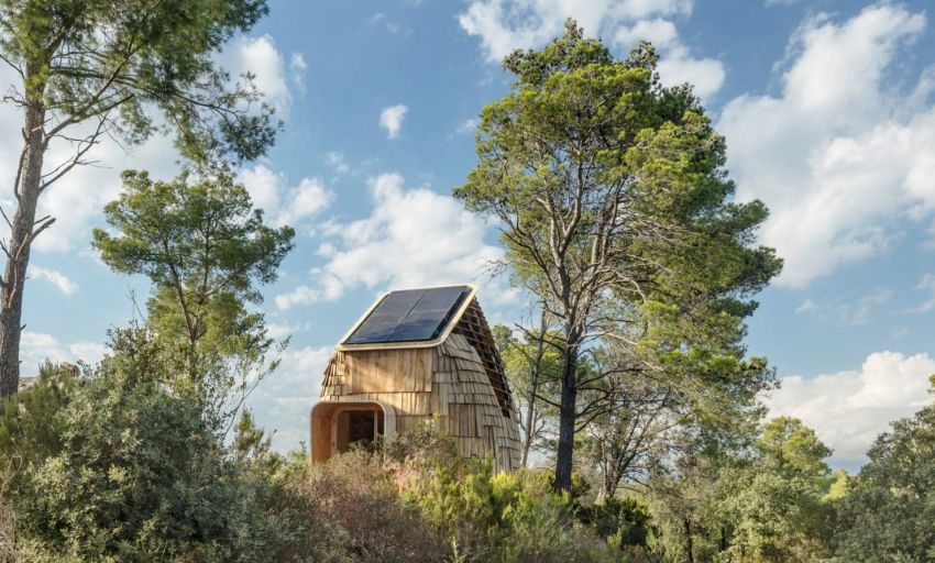 The Niu Haus by IAAC Students is a Self-Sufficient, Ecological Tiny House