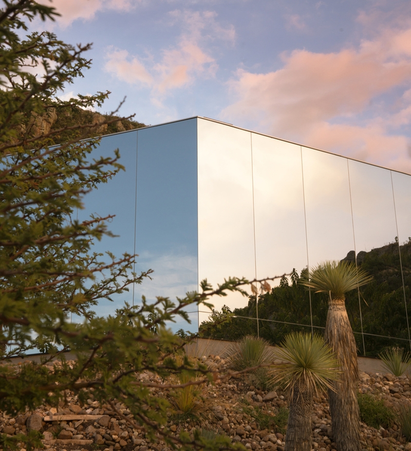 Casa Etérea Off-Grid Glass House Blends Into the Slopes of an Extinct Volcano