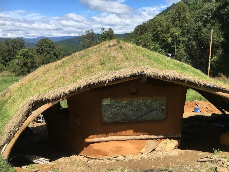 This Hobbit Earth House is Perfect for Meditation and Healing