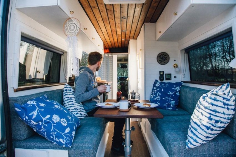 Vanlife Conversions UK Transforms Vans into Customized Motorhomes