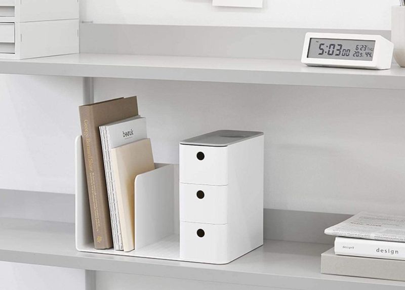 https://cdn.homecrux.com/wp-content/uploads/2021/05/Litem-Desk-Organizer-will-Help-Your-Organize-Your-Home-Office_3.jpg