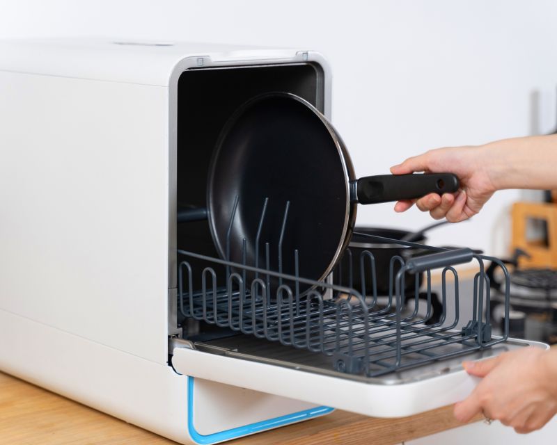 Loch Electronics Launches Capsule 3-in-1 Compact Dishwasher