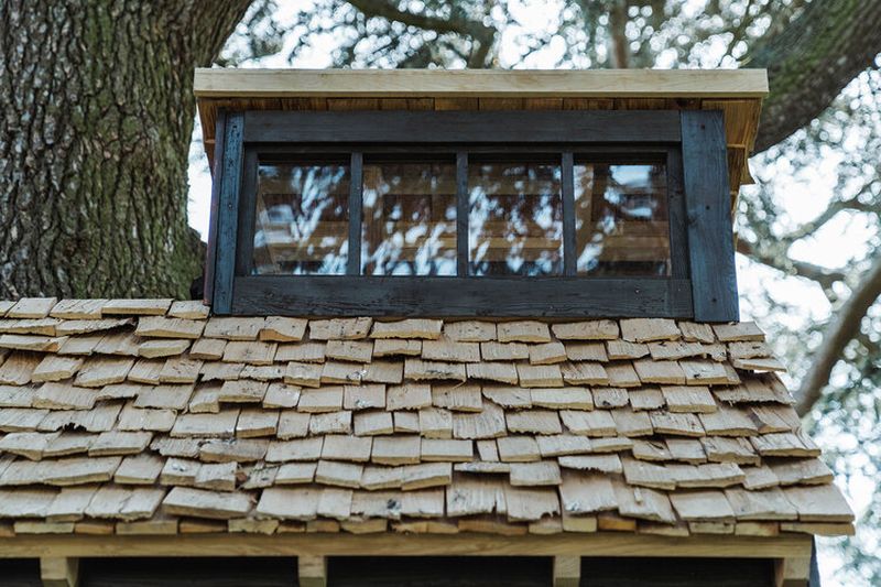 Sebastian Cox Builds one-of-a-kind Children’s Play Treehouse