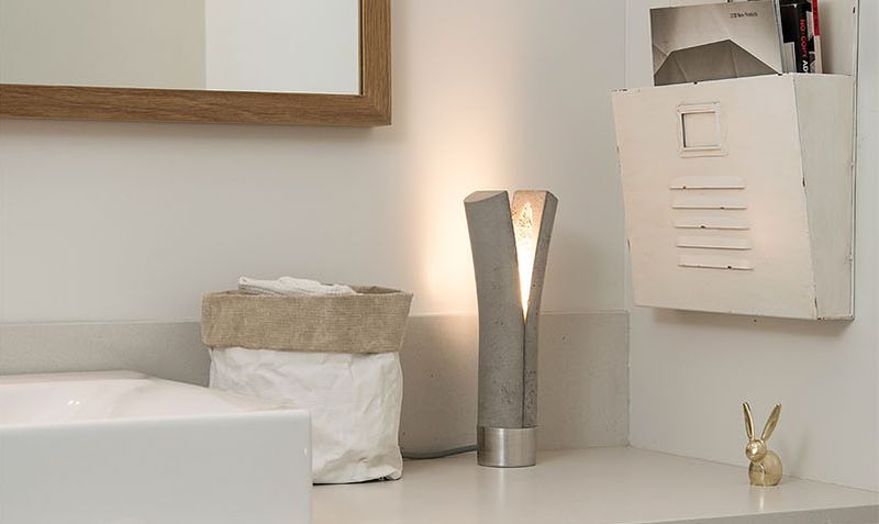 Split and Release Concrete Lamps