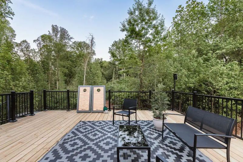 This Shipping Container Rental Features Expansive Rooftop Deck