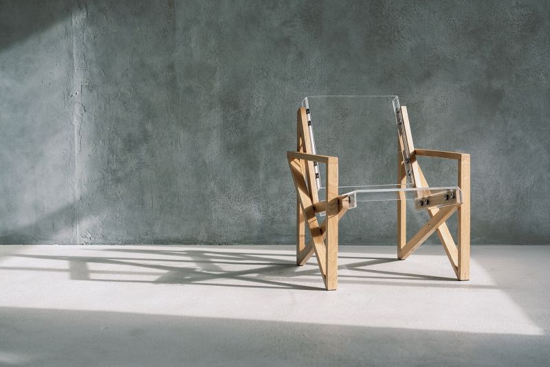 Transparent Chairs by Adorjan Portik are Minimalist Creations