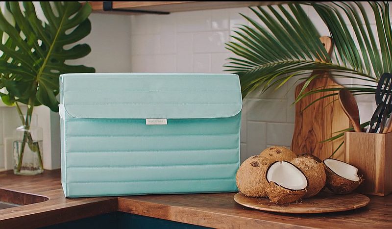 Nutshell Cooler-sustainable and collapsible