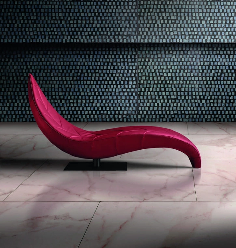 This Leaf-Shaped Lounge Chair is Perfect Centerpiece