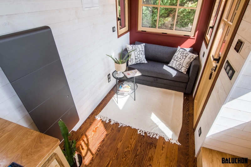 Baluchon Builds Tiny House Farniente with Small Porch