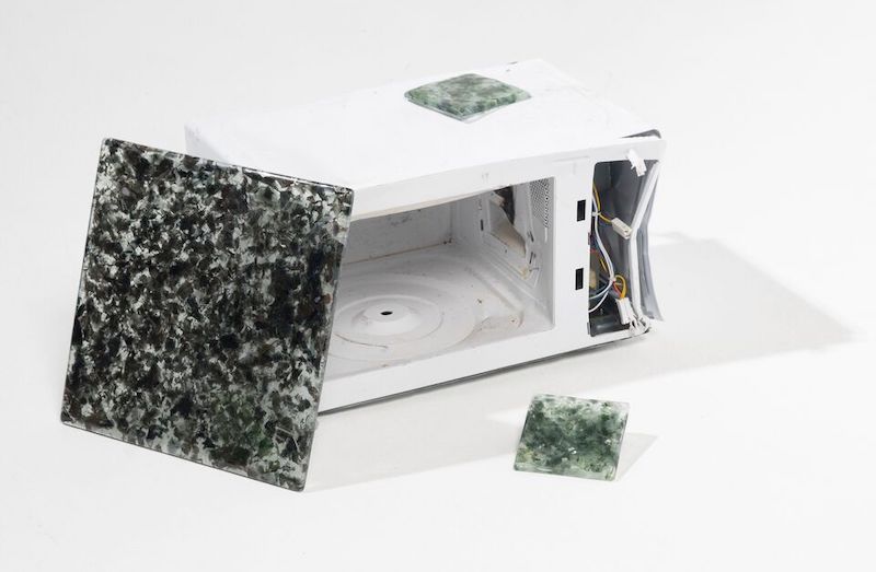 Common Sands – Forite - Turning Glass From Electronic Waste Into Tiles