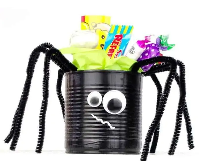 Halloween Spider Decoration Ideas for 2021