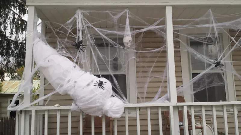 Halloween Spider Decoration Ideas for 2021