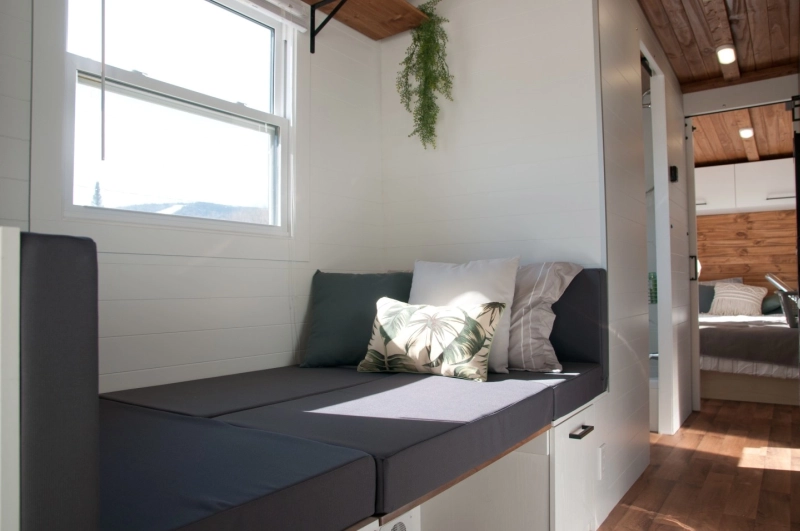 Minimaliste Launches Compact & Off-Grid Nomad Tiny House