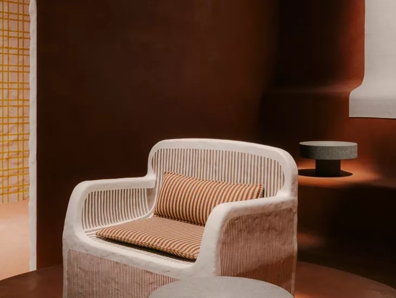 Sillage d'Hermès Armchair Features Organic Curves