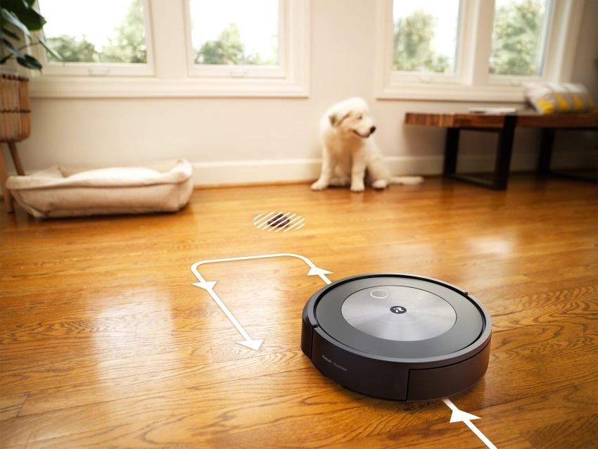 iRobot’s Roomba j7+ Robot Vacuum has Built-in Camera to Avoid Obstacles