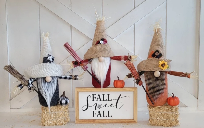 scarecrow gnomes for halloween 