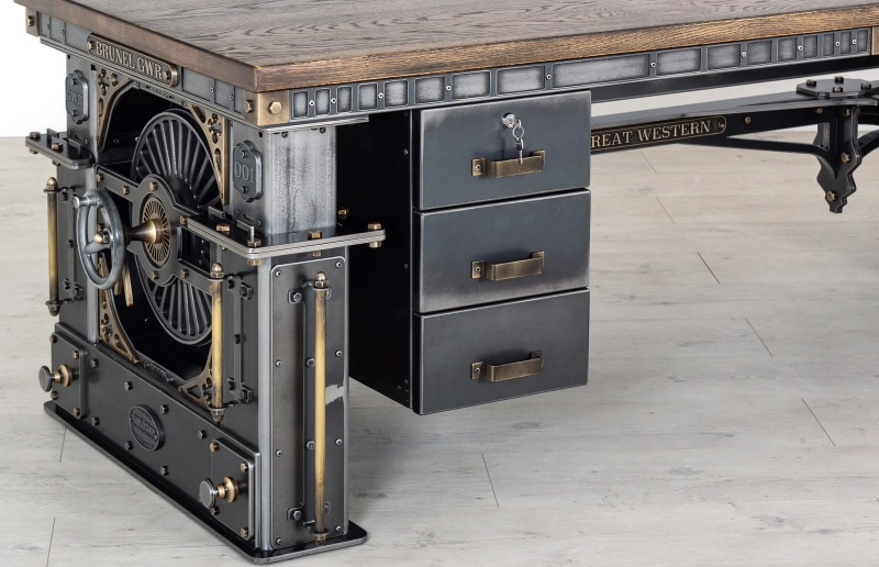 Great Western Desk by Steel Vintage Features a built-in Electric Lifting Mechanism