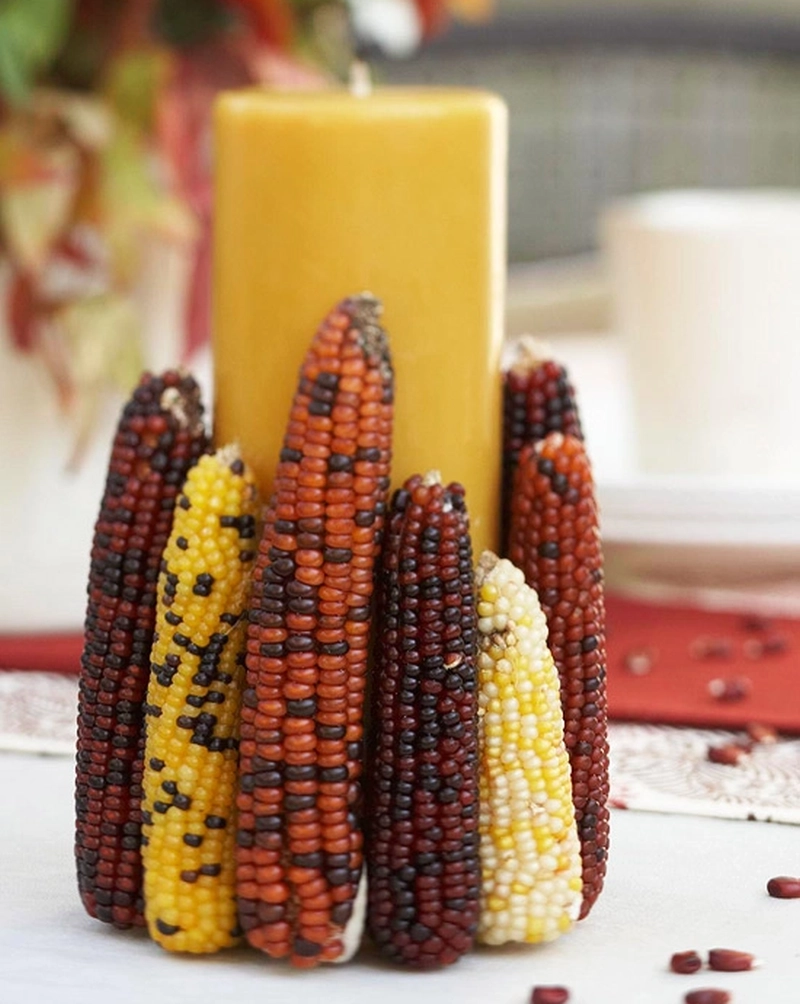 Christmas Candle Centerpiece Using Corn