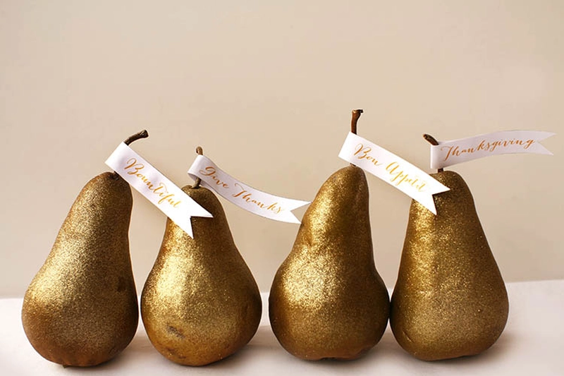 Gilded Pear Place Cards