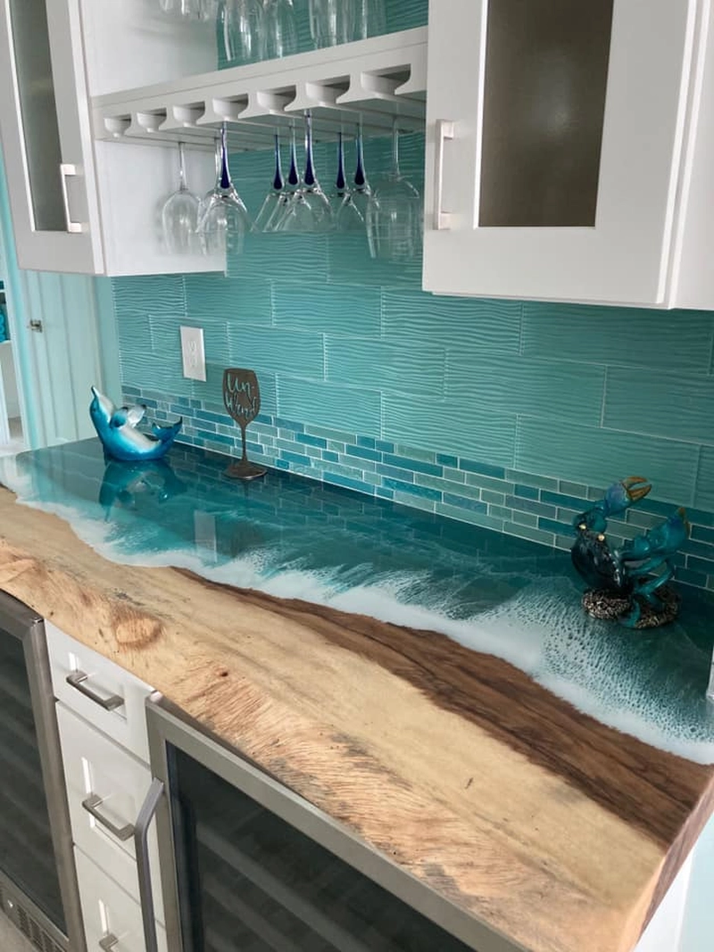 Live Edge Slabs LLC Brings Shorelines to Your Kitchen