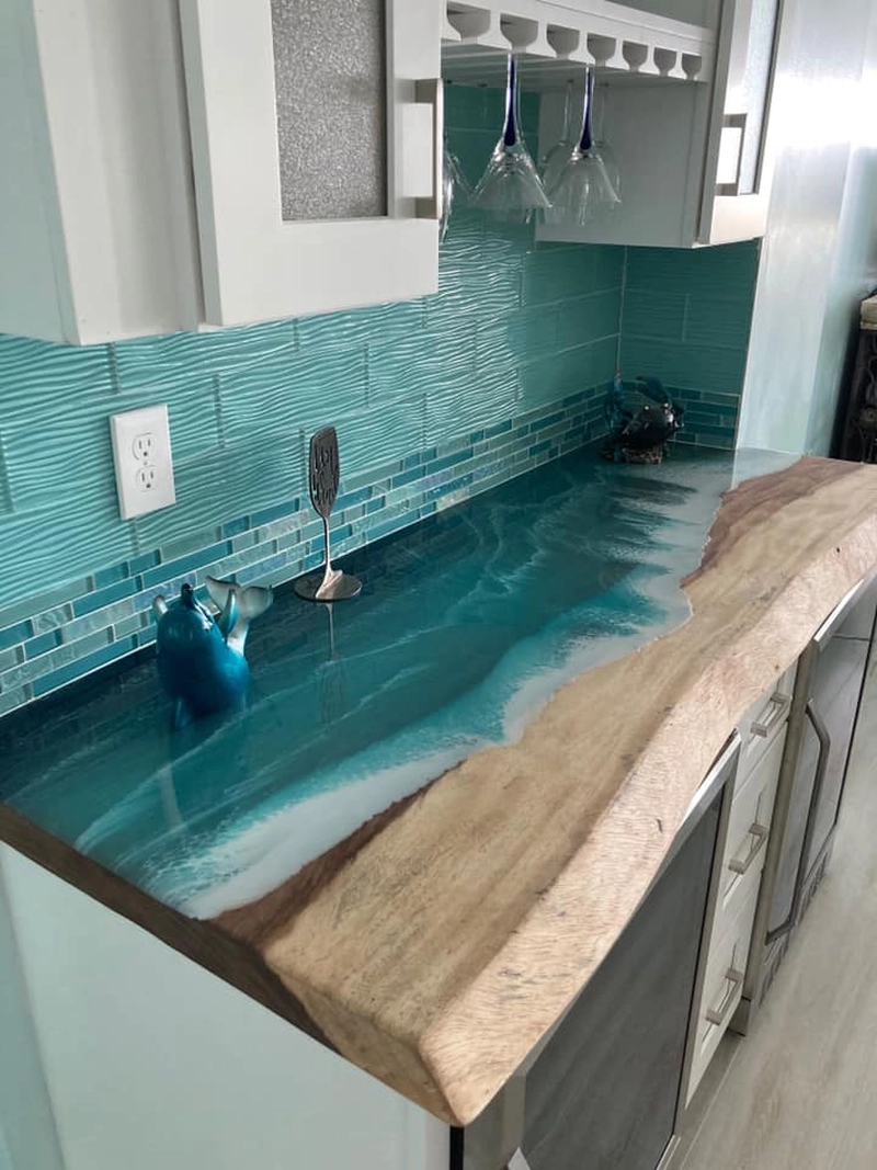 Live Edge Slabs LLC Brings Shorelines to Your Kitchen