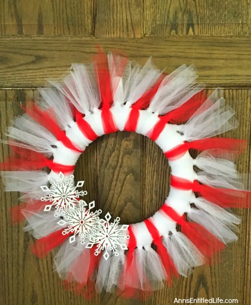 Easy to make christmas Tulle Wreath