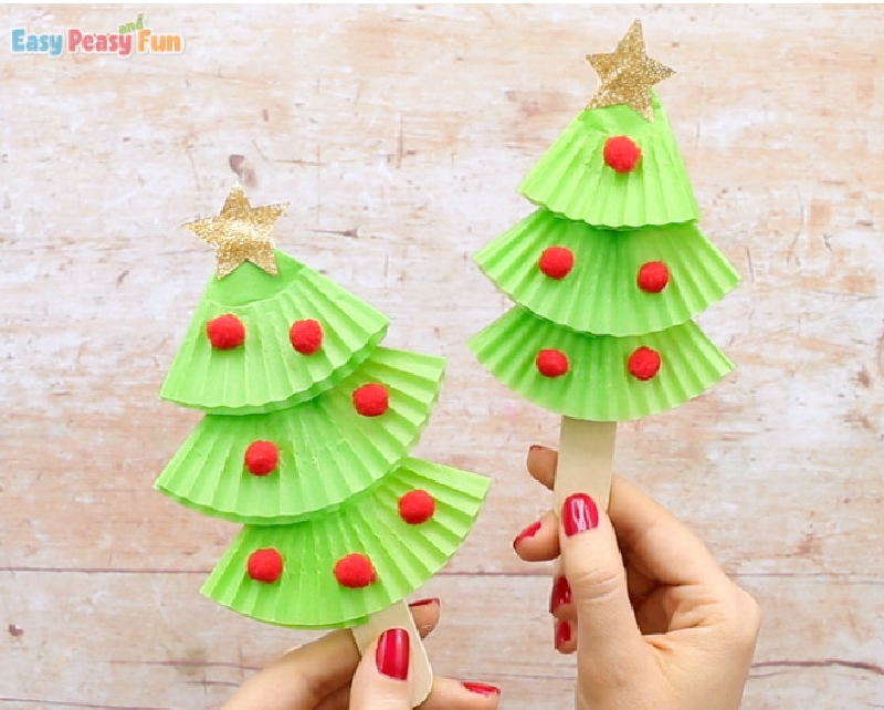 Scrap Paper Christmas Tree Craft - Easy Peasy and Fun