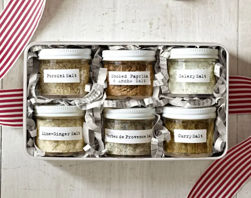 Flavored Salts in DIY jar for Christmas gift