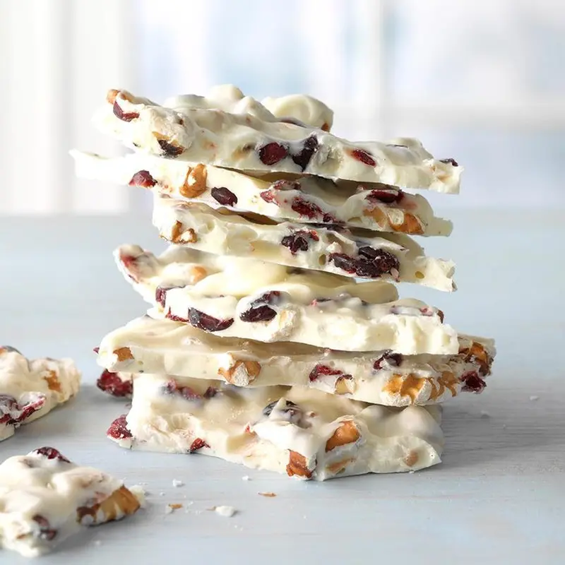 White Candy Bark Christmas Dessert Recipe Ideas