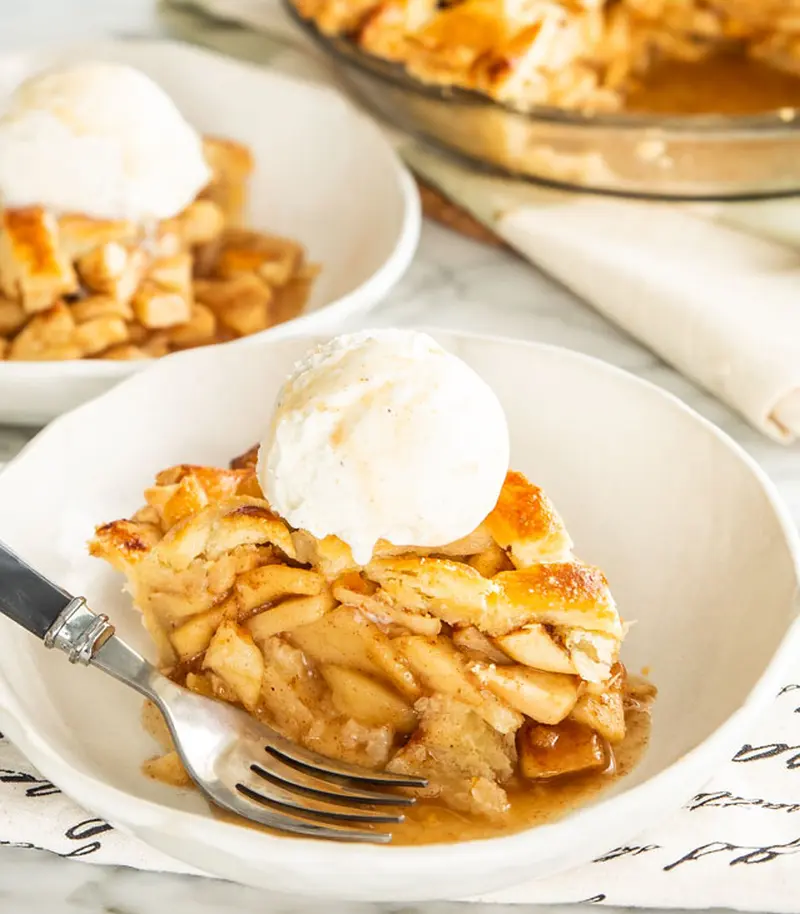 Classic Apple Pie Christmas Dessert 