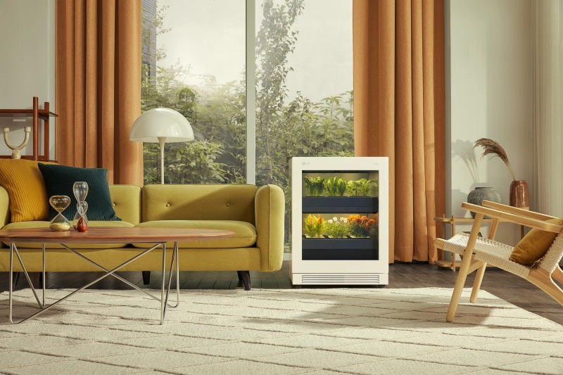 LG to Unveil New Smart Indoor Garden Concept at CES 2022