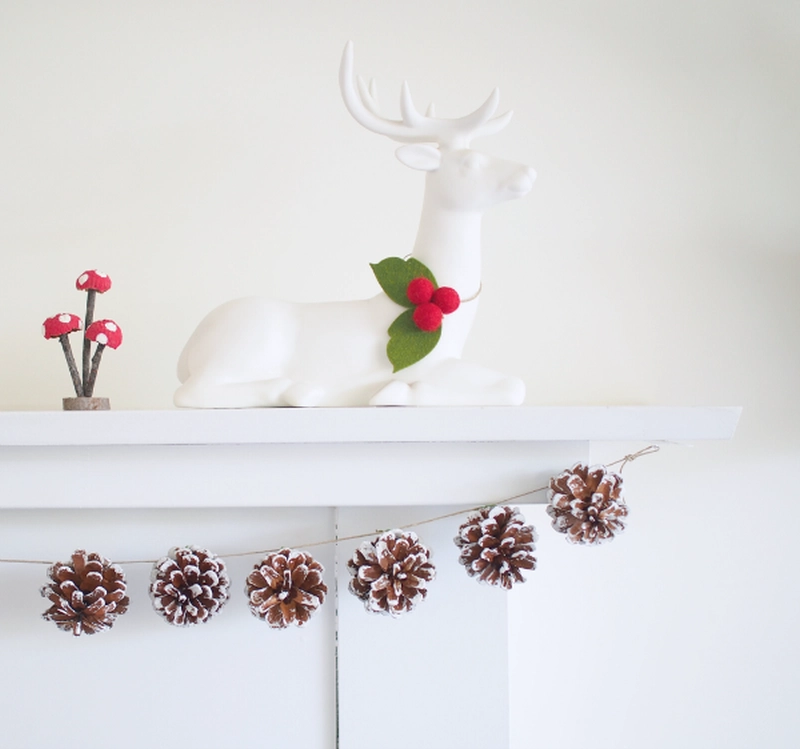 Snowy pine cone garland craft 