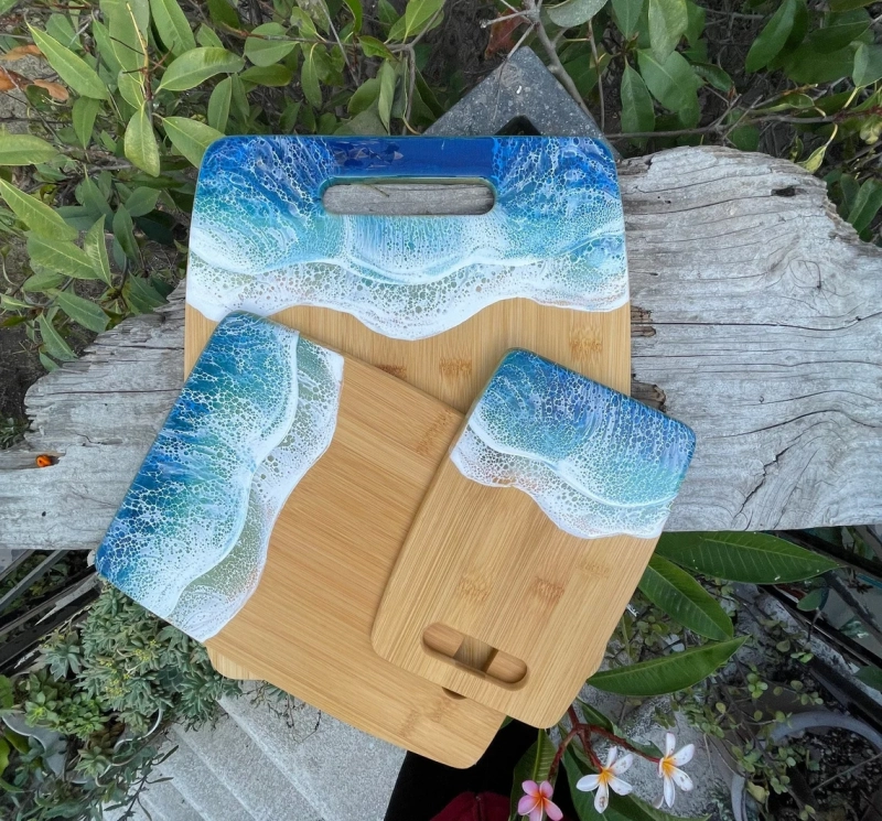 cutting board made from epoxy resin