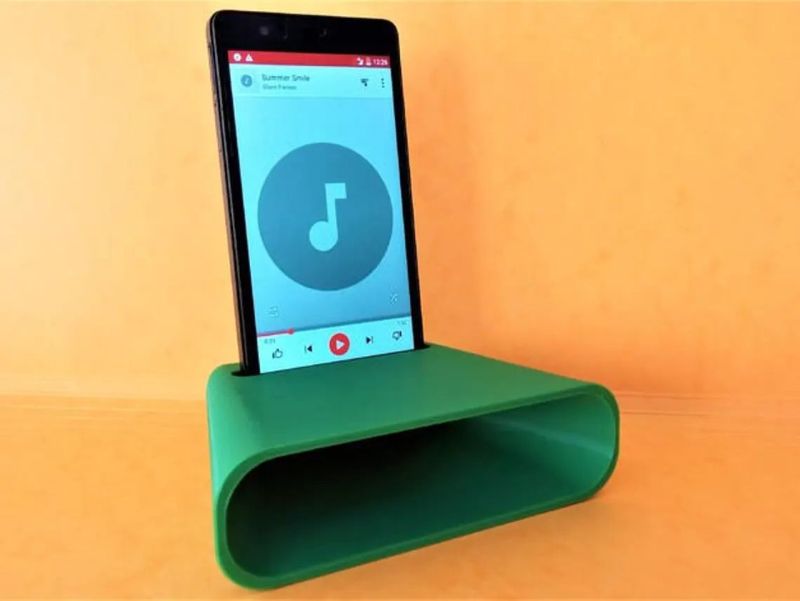 Passive Sound Amplifier for Smartphones