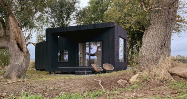 Koto Ash Cabin with Trees at Tughall