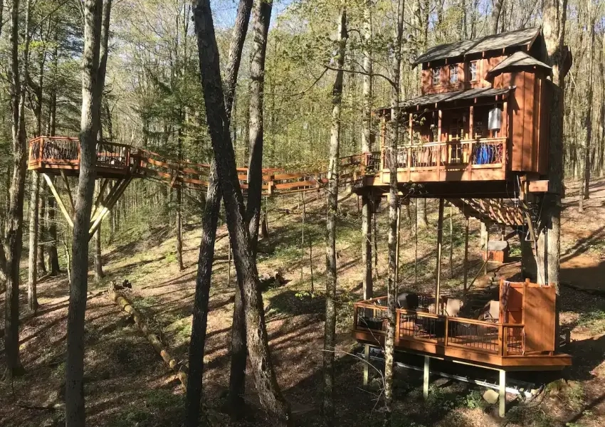 This Two Story Treehouse is a Dreamy Getaway for Couples in New York