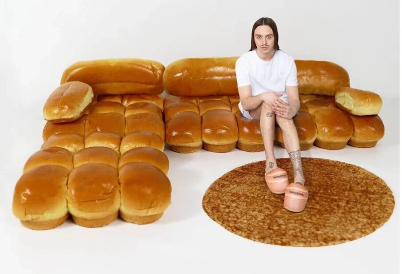 Tommy Cash Bread-Roll Sofa_IKEA_2