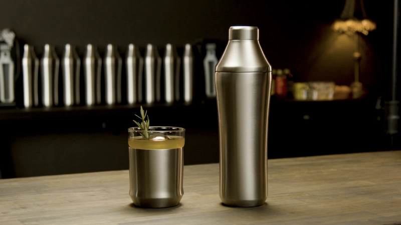 Hybrid Cocktail Glass by Elevated Craft Lets You Mix High-Quality Cocktails at Home