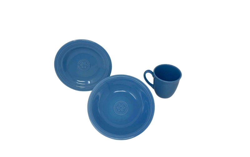 Ways to Add The Pantone Color of the Year 2022 in Your Home - crockery 