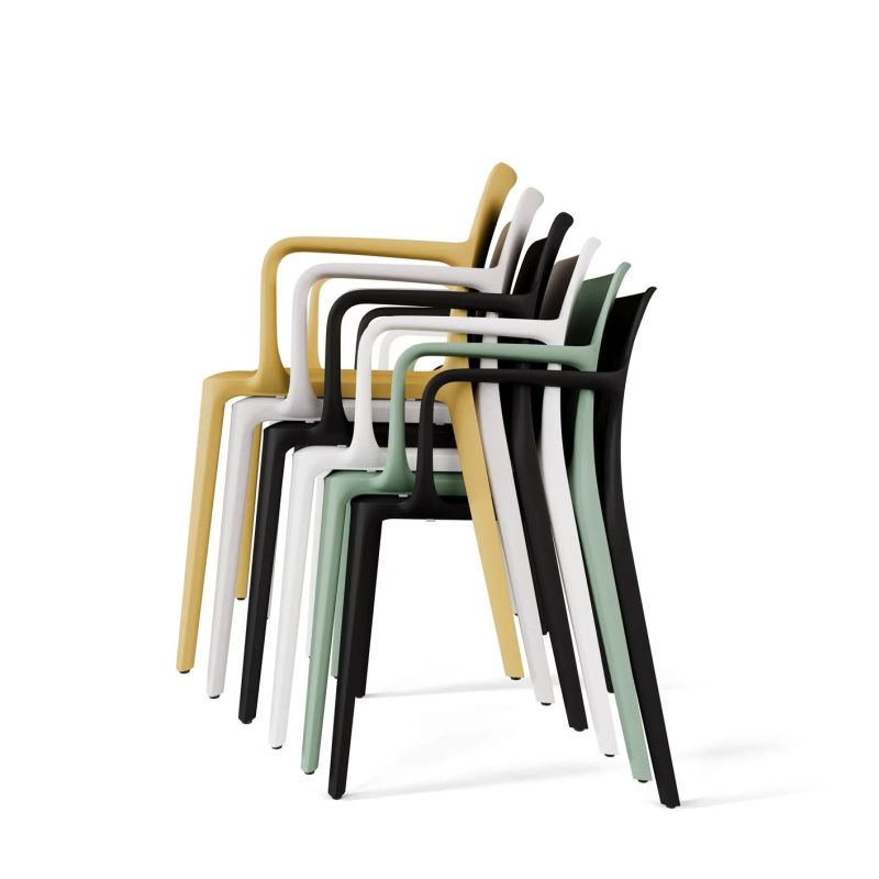 Recycled Plastic and Fiberglass Chair by Actiu and Archirivolto Design