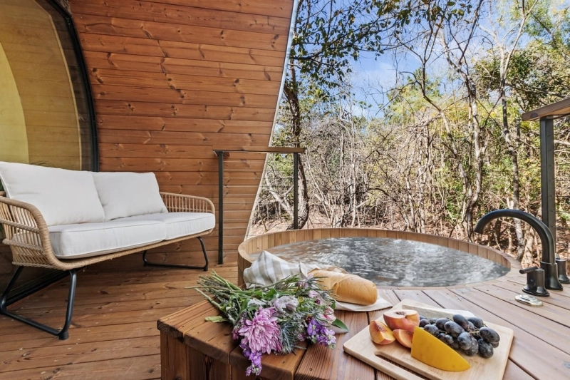 Spyglass Treehouse Tub_11