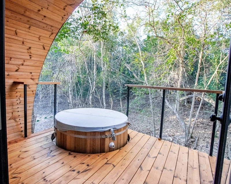 Spyglass Treehouse Tub_12