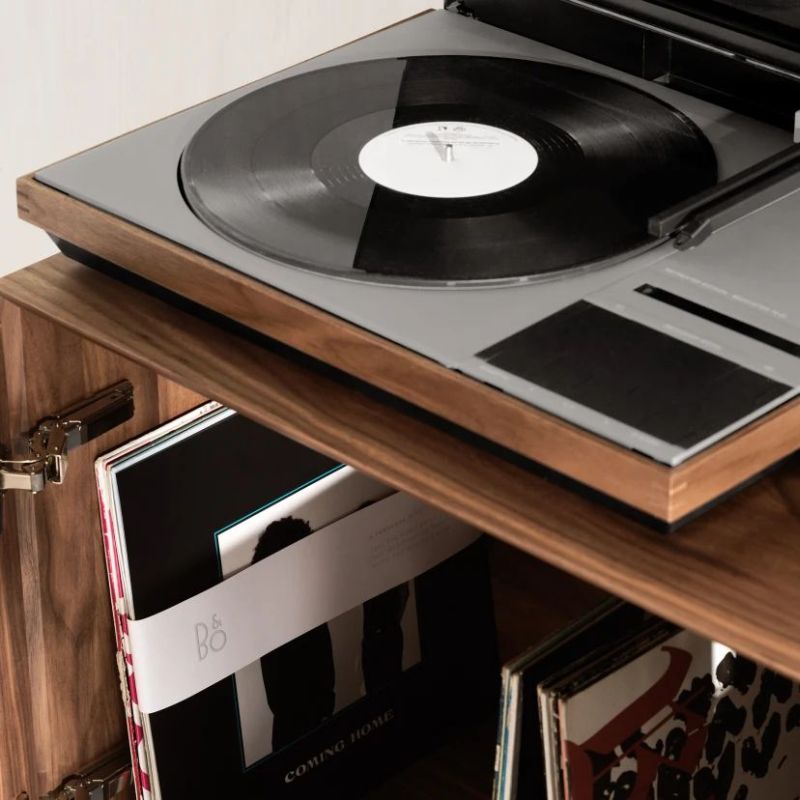 Bang & Olufsen Recreates Beogram 4000 Turntable with Modern Twist