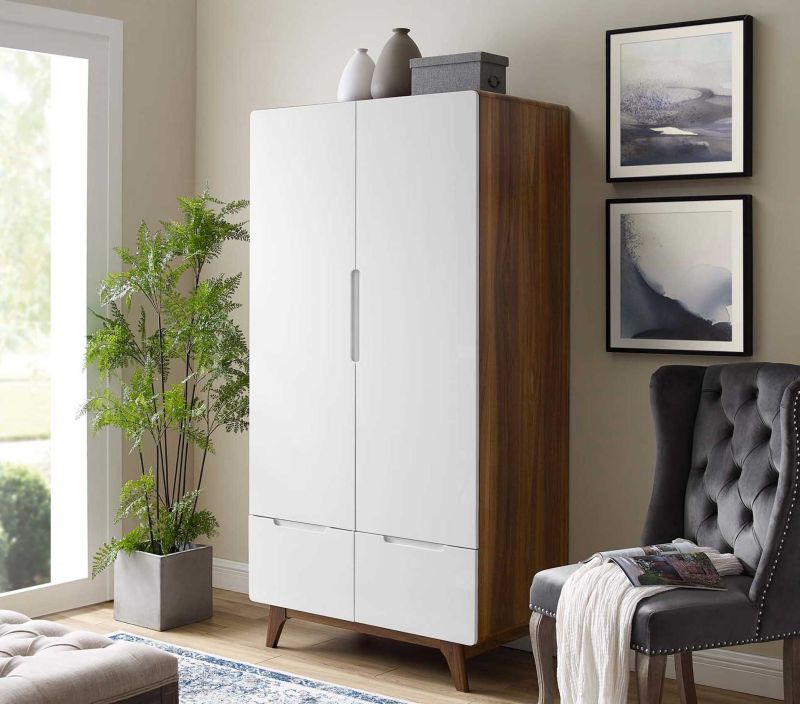 Freestanding or Standalone Wardrobe