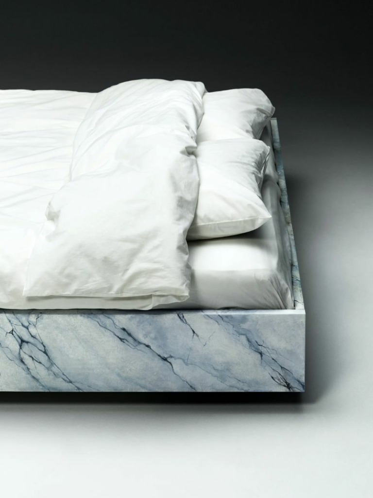 Floating Marble Bed Displays the Art of Marbling With an Aesthetic Appeal