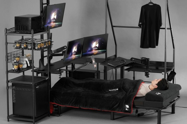 Bauhutte's Electric Gaming Bed Amplifies an Obsessed Gamer's Laziness