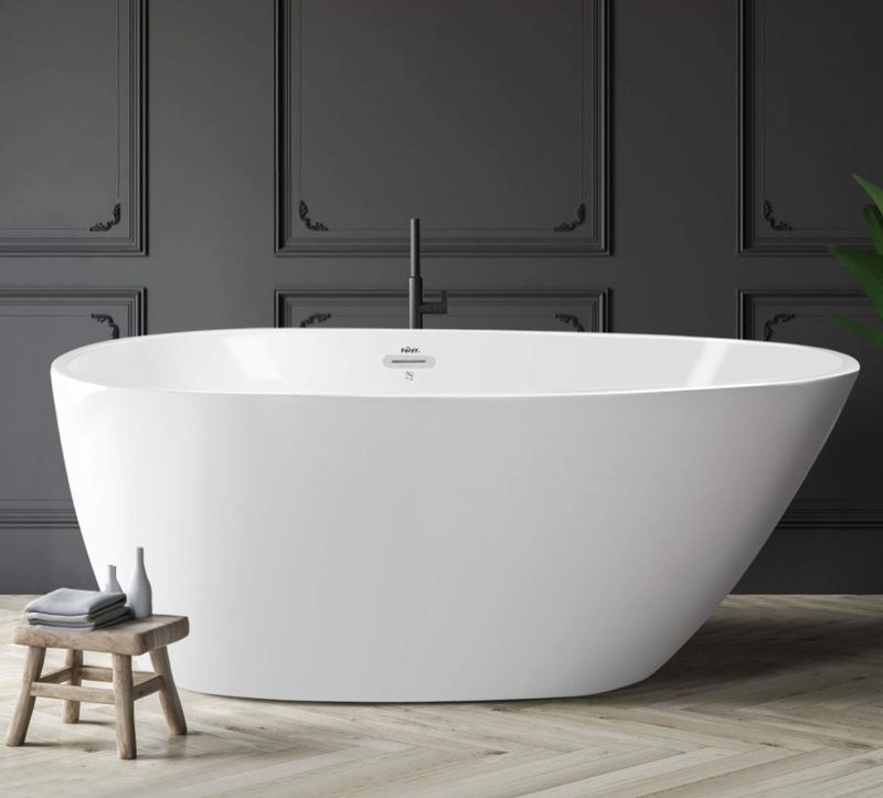 Fiberglass bathtub - tub material